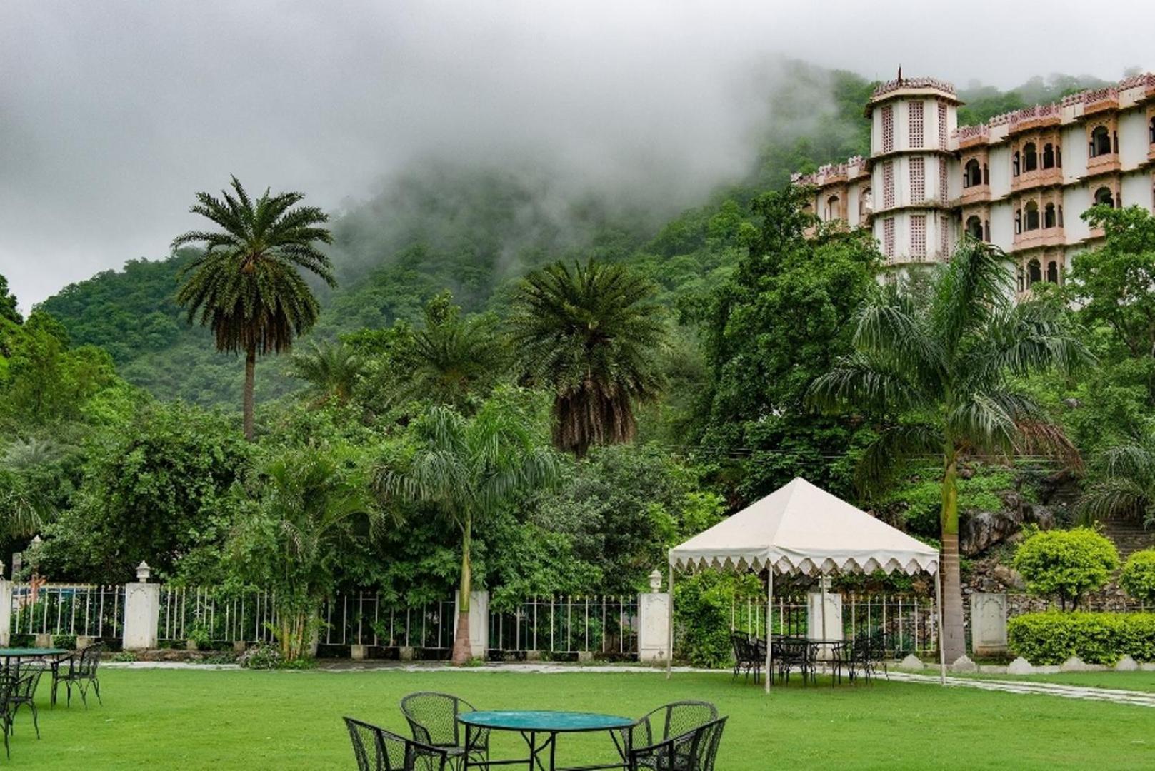 Aaram Baagh - A Luxury Nature Resort Udajpur Exteriér fotografie